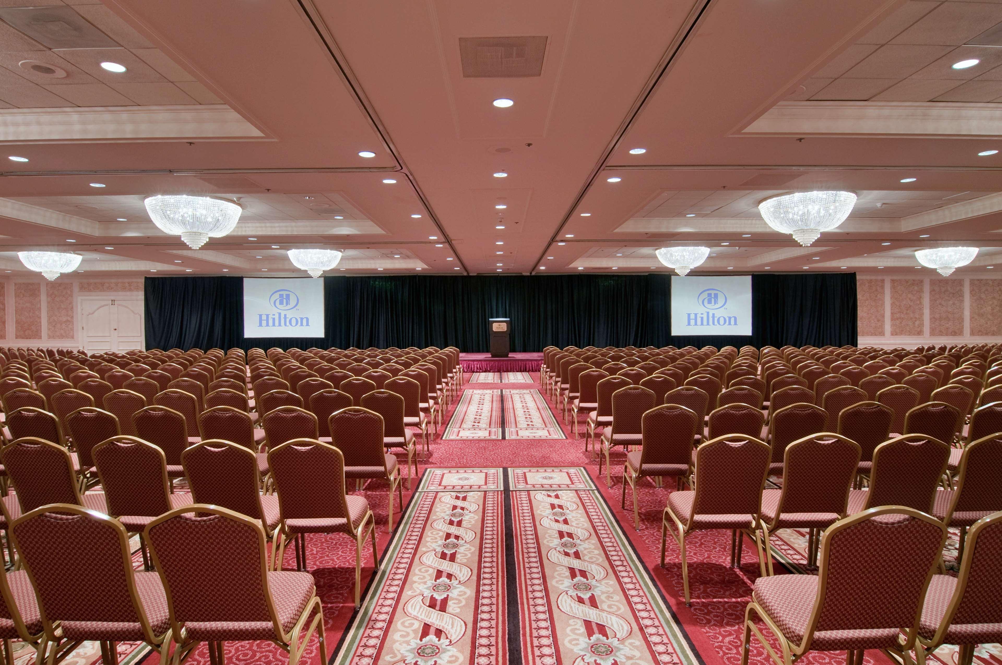 ฮิลตัน ฟรอนต์นัค โฮเต็ล Hotel Frontenac สิ่งอำนวยความสะดวก รูปภาพ